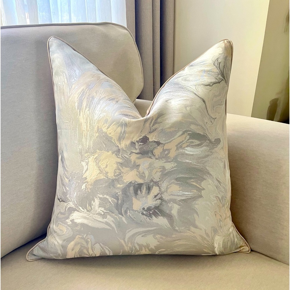 Luxury Champagne and silver waves glam pillow. Size. 22x22 inch - Picture 1 of 11